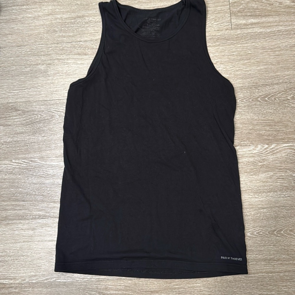 Pair of thieves men’s S tank top